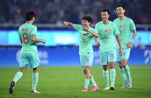 爆料国足主帅被抓视频,揭秘背后真相与内幕  第3张