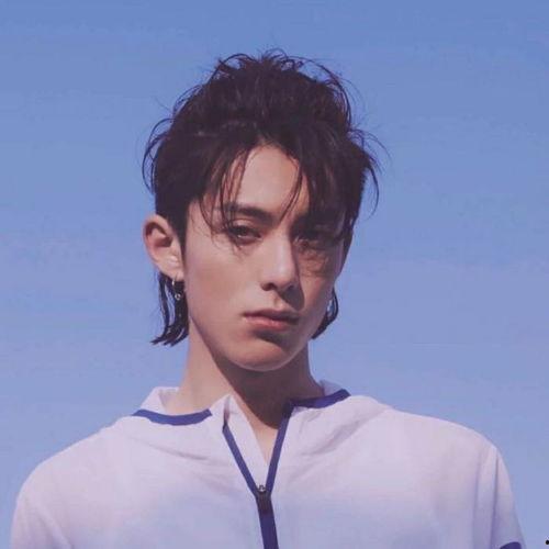 王鹤棣爆料东风视频,王鹤棣揭秘东风视频幕后故事