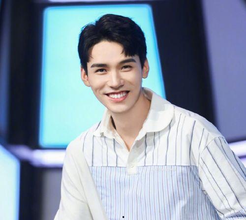 爆料95后小花恋情视频 第2张 爆料95后小花恋情视频 第2张