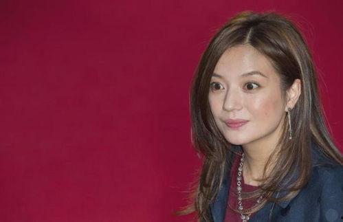 娱乐吃瓜最奇葩的女艺人,最奇葩女艺人吃瓜大揭秘  第2张